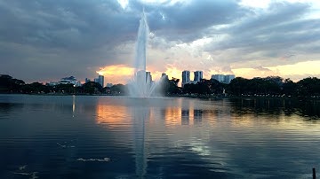 Sunset at Taman Tasik Titiwangsa KL