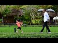 Saat Jan Ethes dan Mbah Owi Main di Sawah, Ubud, 14 Juni 2019