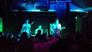 Video thumbnail of "Bilmuri - myfeelingshavefeelings [LIVE]"