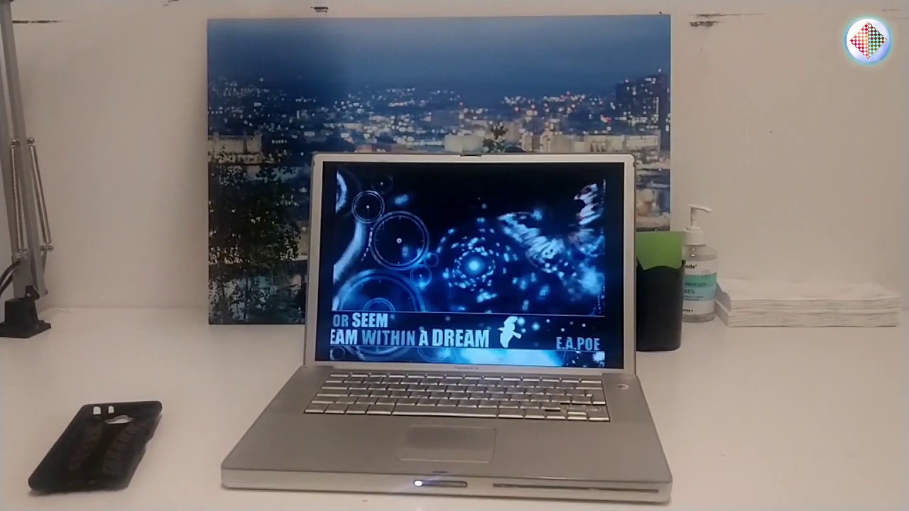 Amiga Demo on PowerBook G4 with MorphOS