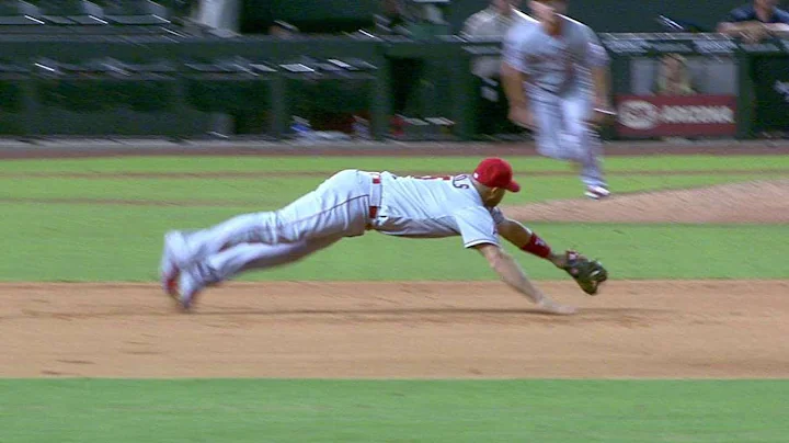 LAA@ARI: Pujols makes a diving grab to rob Pollock