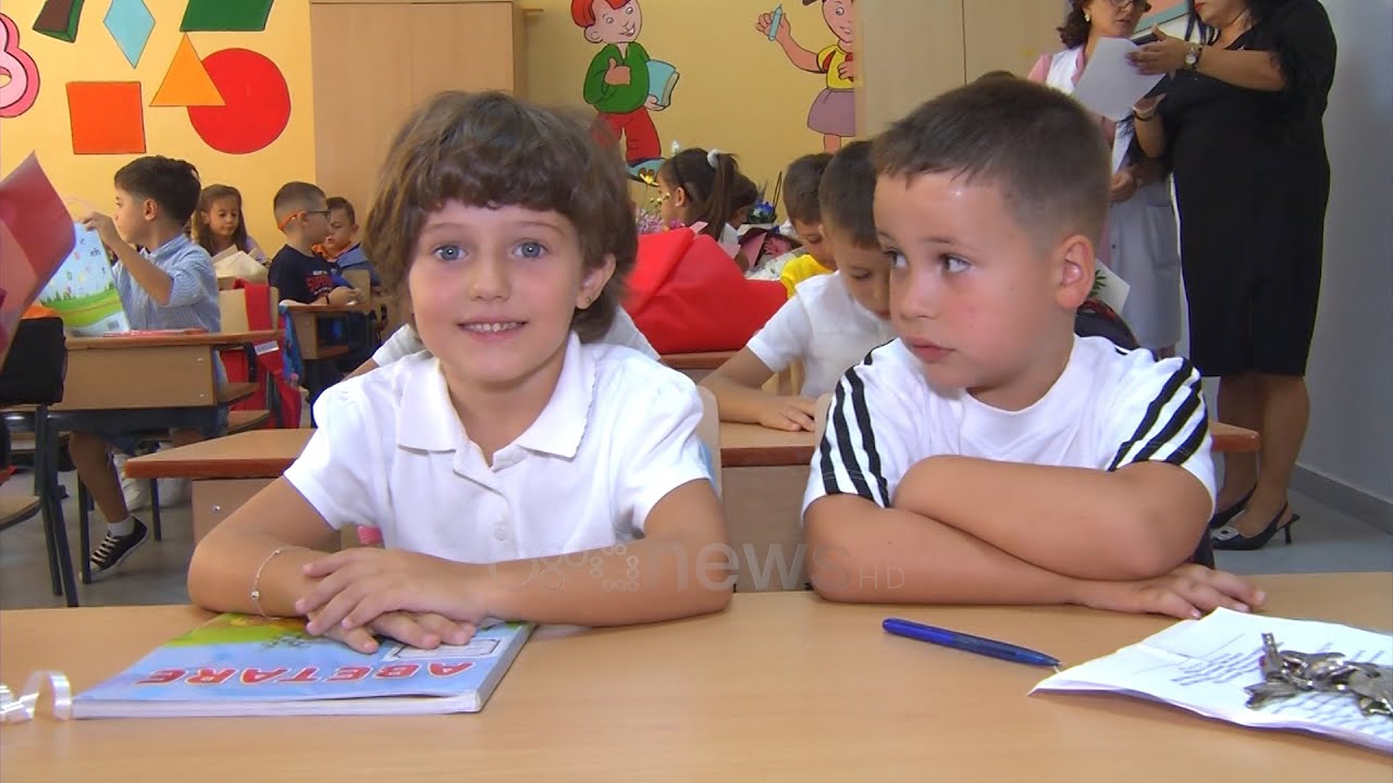 Nisi sot viti i ri shkollor, ORA News me nxënësit dhe mësuesit e shkollës 