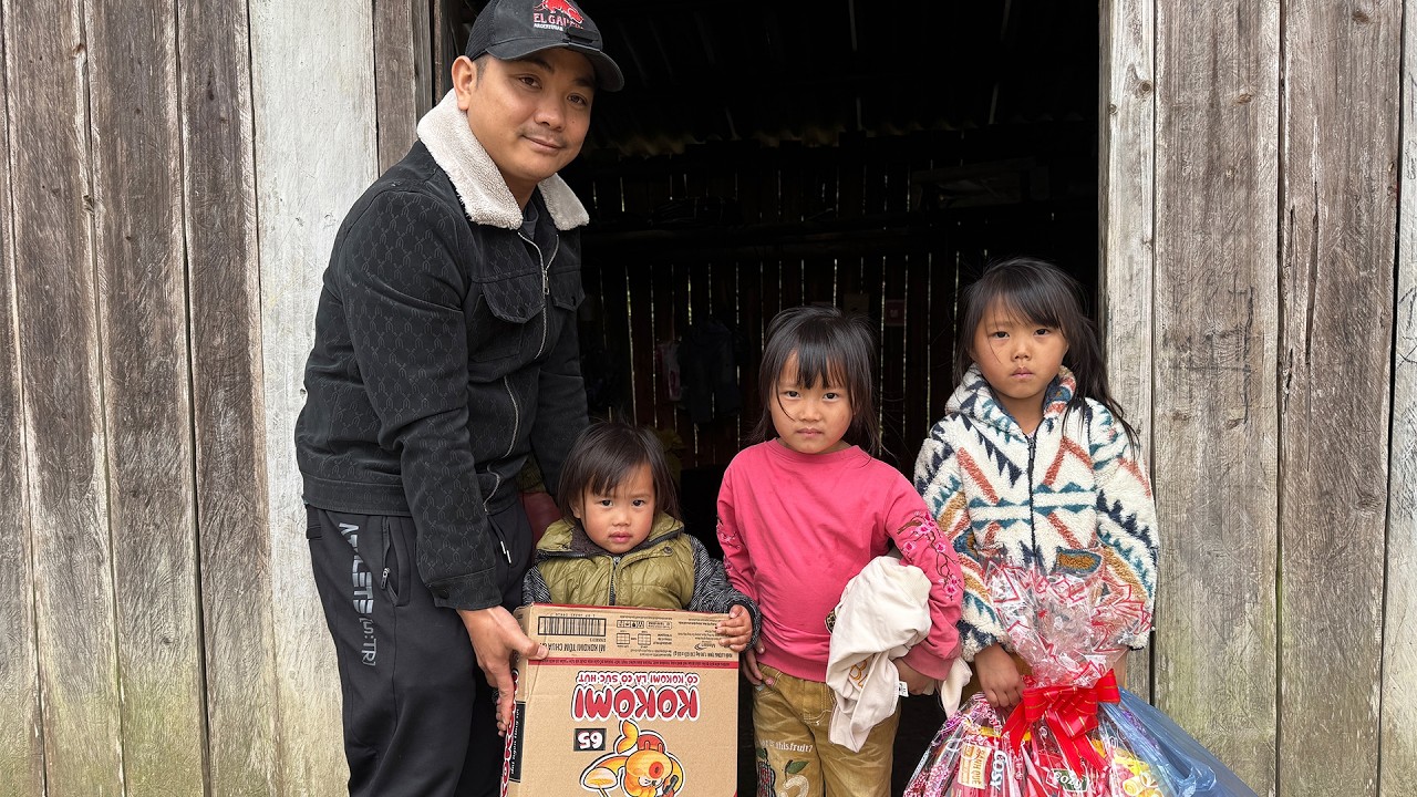 3 đứa con em thím nhận quà tết TỪ MỸ..!MẸ CHƯA VỀ..?