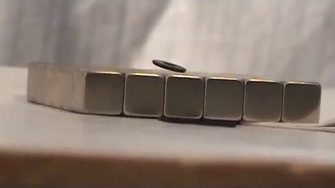 Diamagnetic Levitation, Pyrolytic Graphite Part 1/2