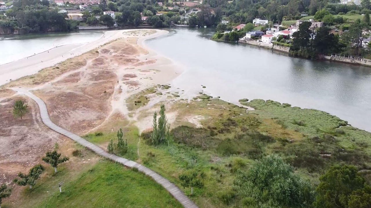 🔴🔴🔴🛸 DRON ✈ sobrevolando Playa Grande de Miño, A Coruña, Galicia HD