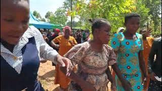 Praise Session led by Bro. James Omondi During the Burial of Joshua Edemba Nyasimi in Kisii. 
