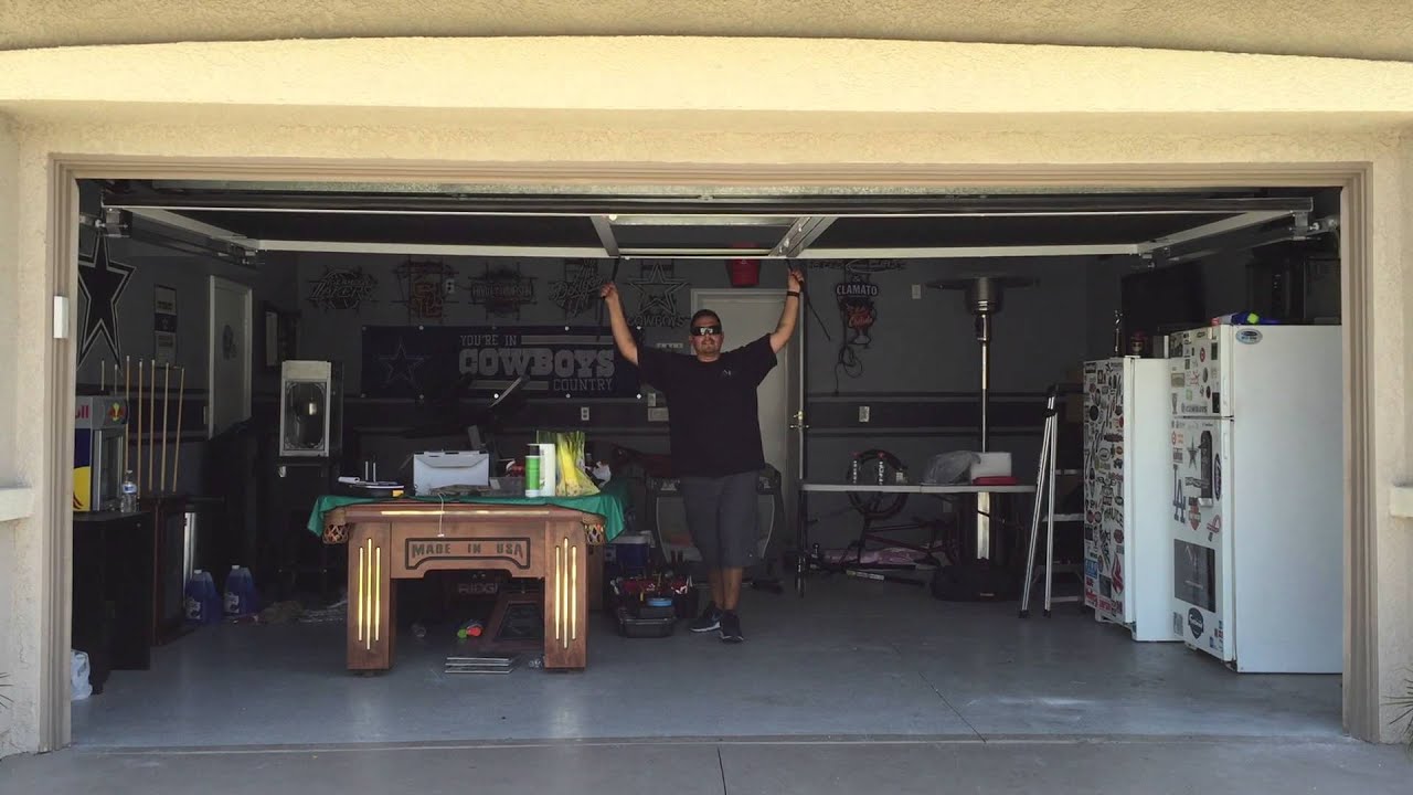 Retractable Garage Screen Door Youtube