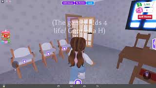 Today I am doing a house tour (in Roblox) by Gabriella's world 108 views 1 year ago 5 minutes, 53 seconds