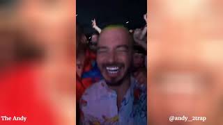 Bad Bunny celebrando junto a J Balvin del Coachella 2019 " BAILANDO JUNTOS "