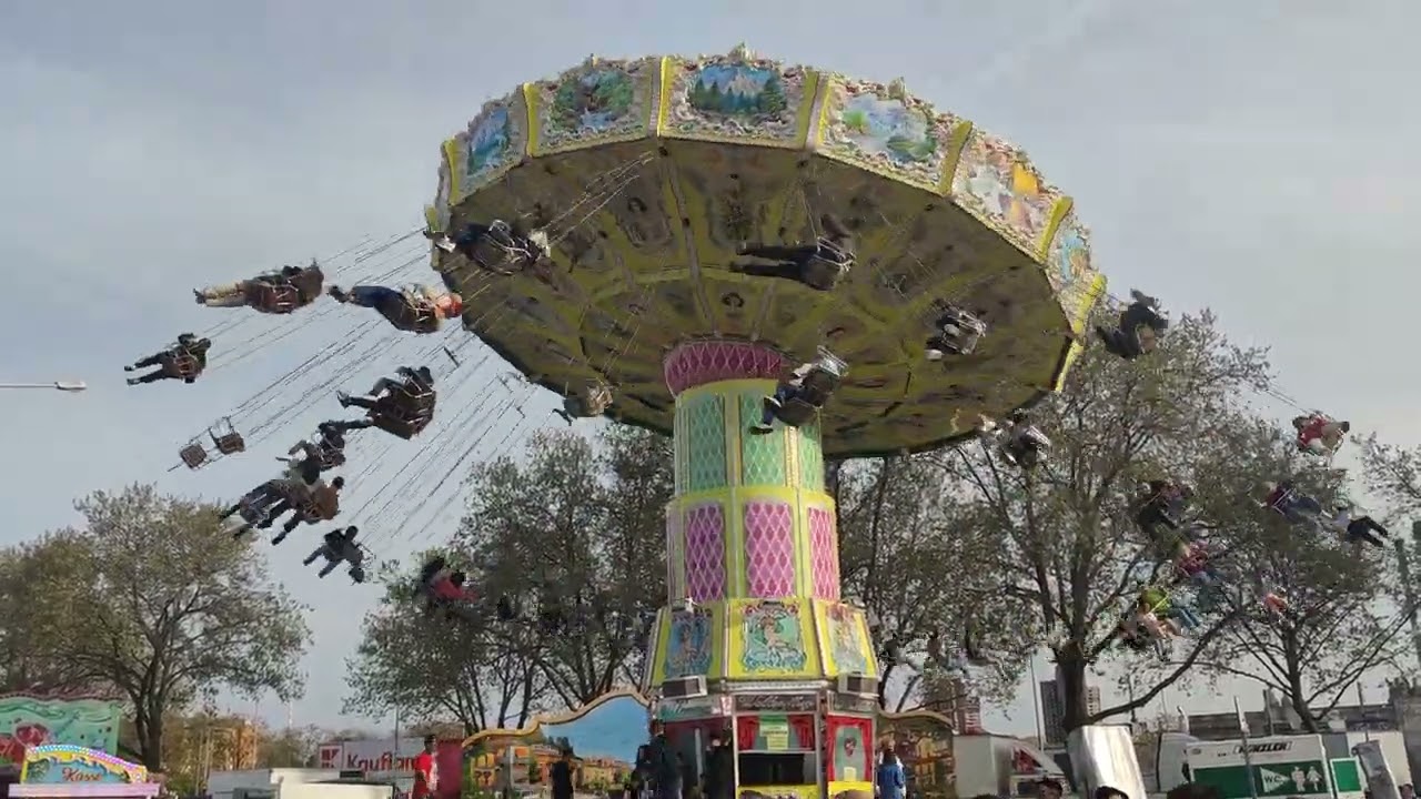 Super-Wellenflug - Nickel (Offride) // Mannheim Maimess 2023 // Kirmes Fahrgeschäft // Kettenflieger