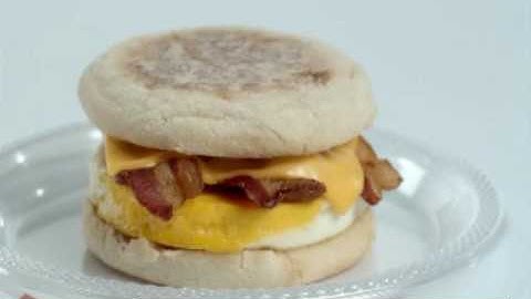 Applause Media System Example Video - Breakfast Sandwich