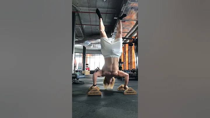 How would you rate the depth of my handstand push up?