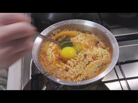 Cách người Hàn làm và ăn mì tôm Hàn Quốc