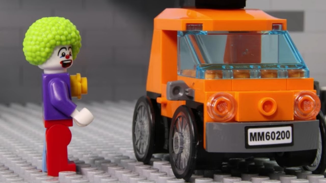 LEGO Experimental Clown Car STOP MOTION LEGO Clown Pranks Civilians