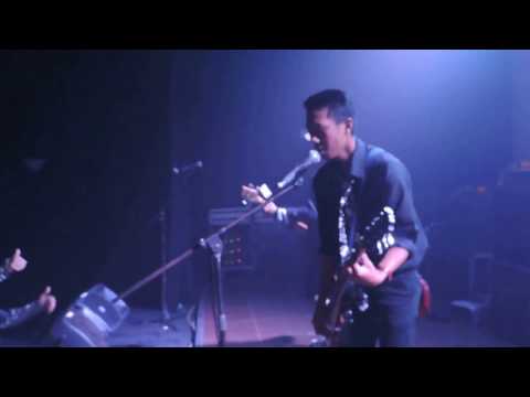 broken crown || BROKEN CROWN - BLITZ KRIEG BOP(RAMONES COVER)  LIVE AT BORAFEST