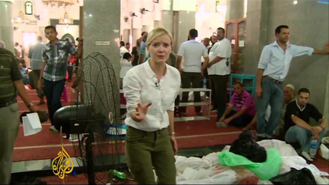نقلت قناة الجزيرة تقريراً من مشرحة مؤقتة في القاهرة