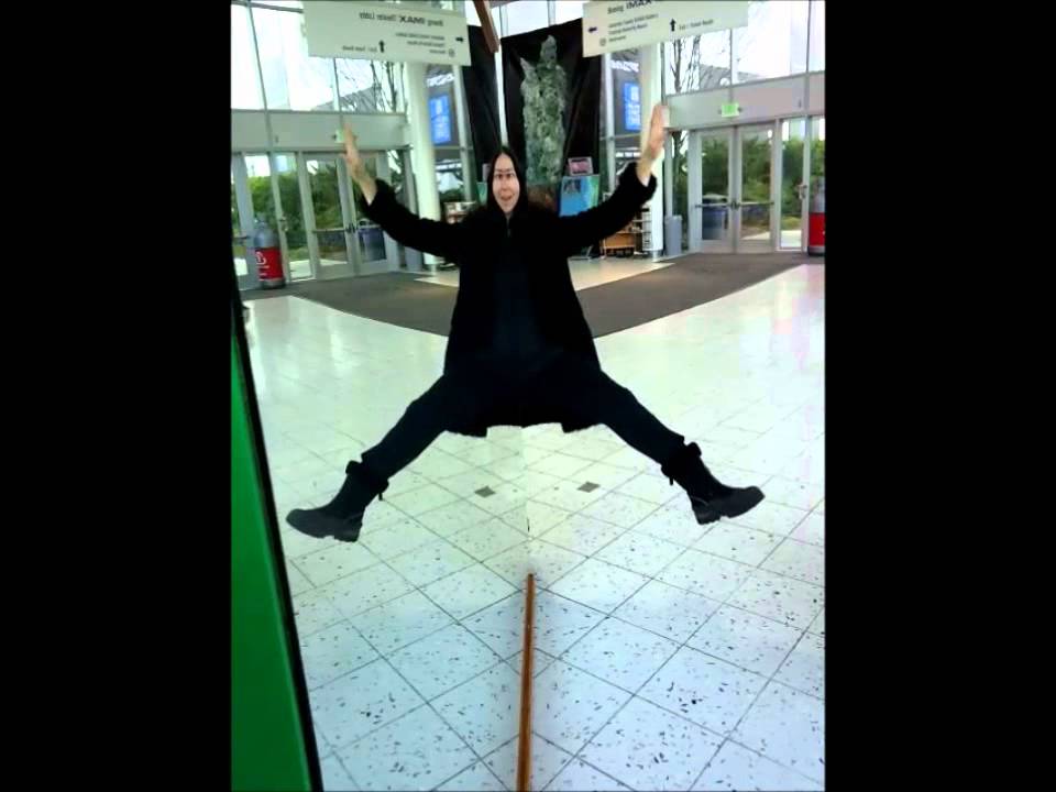 juju-floating-at-the-seattle-science-museum-dec-11-2011-youtube