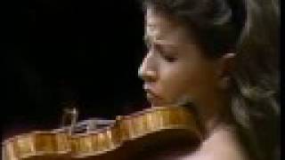 Anne-Sophie Mutter plays Méditation from Thaïs chords