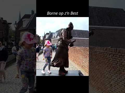 Borne op z’n Best, levende standbeelden, Nederland 2018