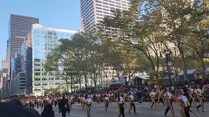 NYC- Macy's Parade 2022- Mizzou Marching Band