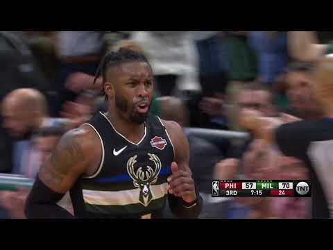 Milwaukee Bucks vs Philadelphia 76ers | February 6, 2020