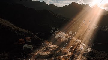 How To Add Fake Lens Flare Effects in Lightroom! (Plus free preset!)