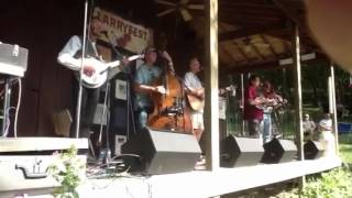 String Ties Bluegrass Band plays Dooley at Larryfest