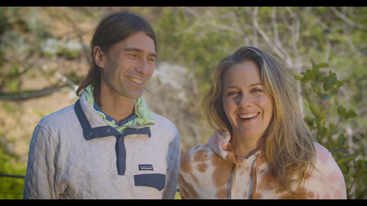 Animal Kingdom Speaks! - Alicia Silverstone and Da...