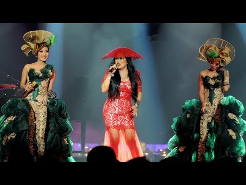 Titi DJ feat Mahadewi Begitu Benar Begitu Salah Mahakarya Ahmad Dhani In Concert 2012