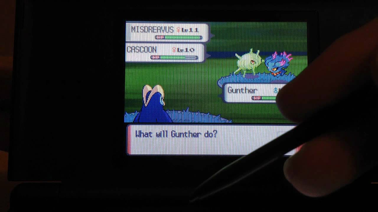 Live Shiny Pokemon - LIVE!!! Shiny Cascoon after 17,636 REs!