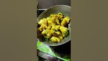 simple and tasty aloo kachori recipe🤩😋#food #blog #spicyfood #shortvideo #youtube