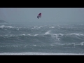 Windsurfer en pleine tempte force 10 
