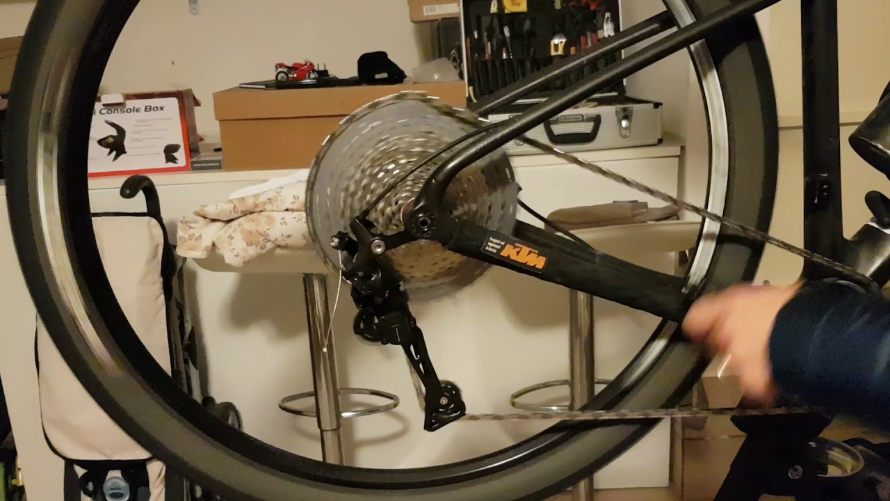 Trasmissione monocorona XT 1x11 con 36 ovale e 11-50T Wide range - YouTube