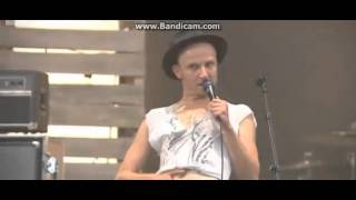 Video thumbnail of "Samuli Putro - Tavalliset hautajaiset @ Ruisrock 2013"