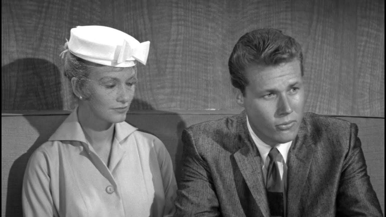 The Crooked Circle (1957) | Noir Classic | John Smith, Fay Spain