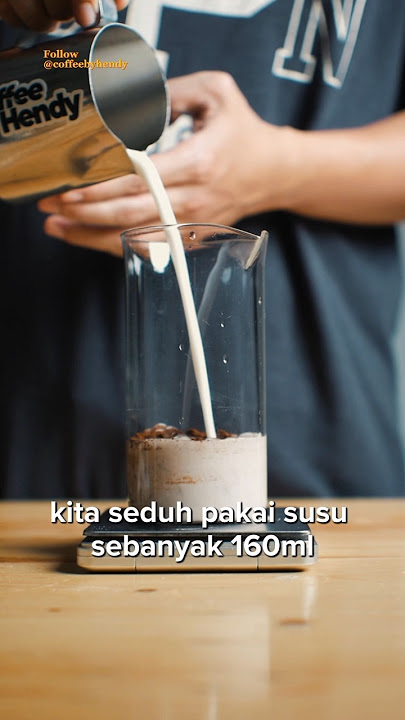 Cara bikin es kopi susu gula aren tanpa mesin kopi #ideusahaminumankekinian #idejualan2024 #coffee