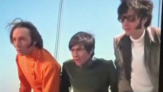 Monkees - Head Opening (Ribbon Cutting)