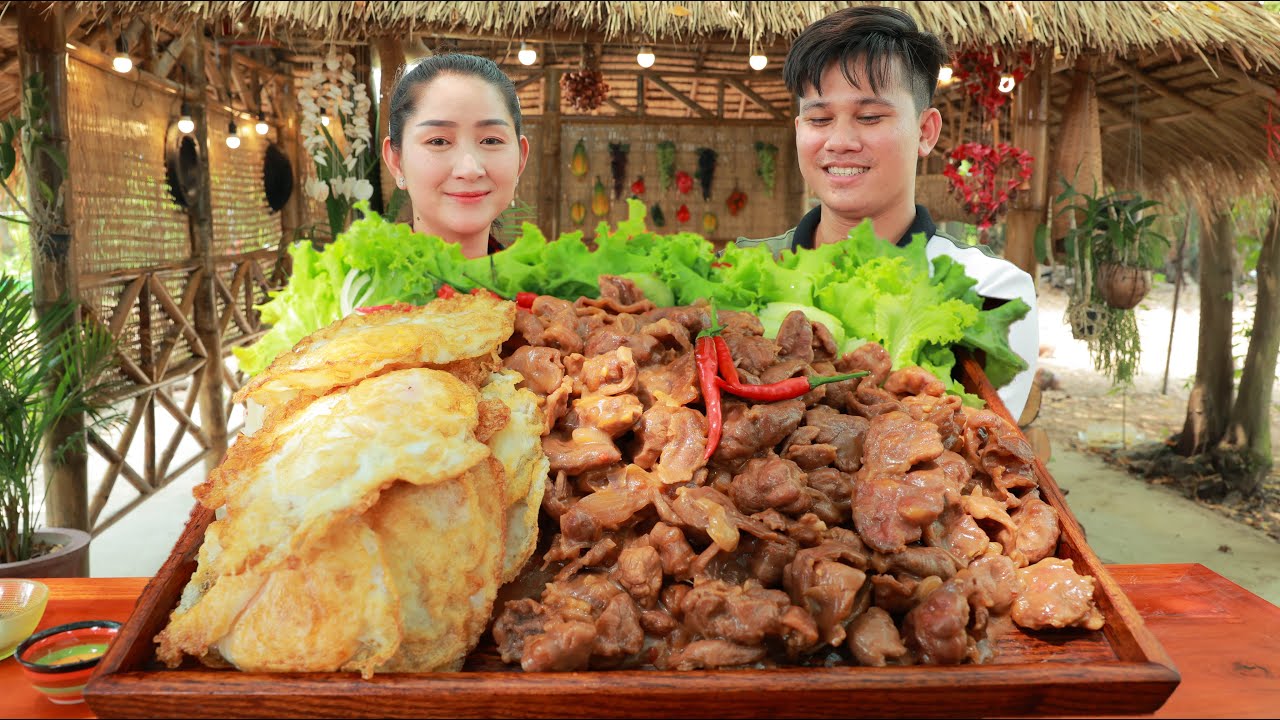 Tastiest Beef part Cook egg! Fresh Beef stir fry duck egg recipe / Prepared by Cooking with Sros