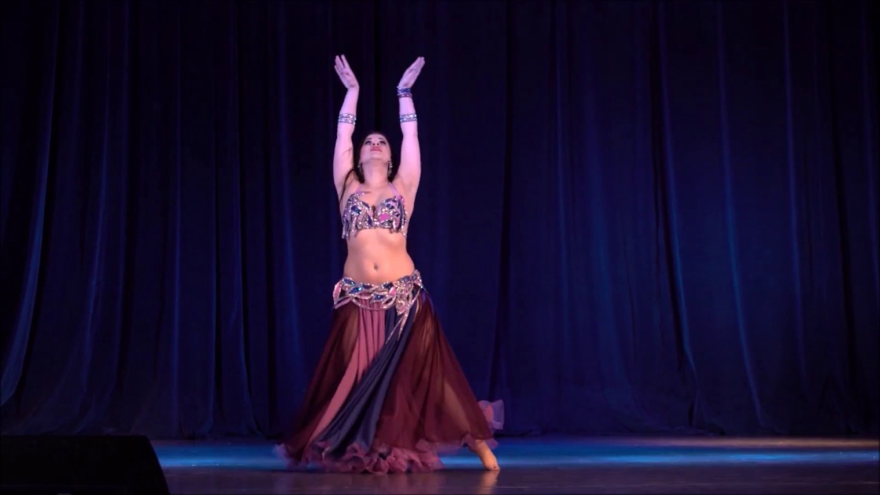 NAILAH bellydancer LOVE OF BEDOUIN