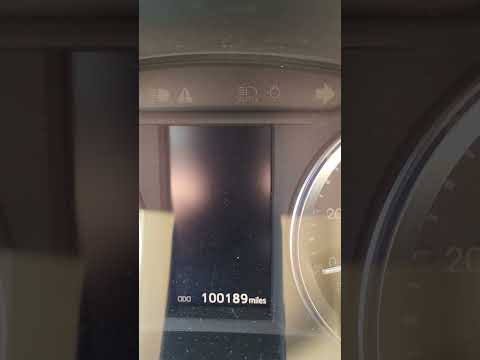 Сброс системы контроля давления в шинах Toyota Highlander XLE 2015 года