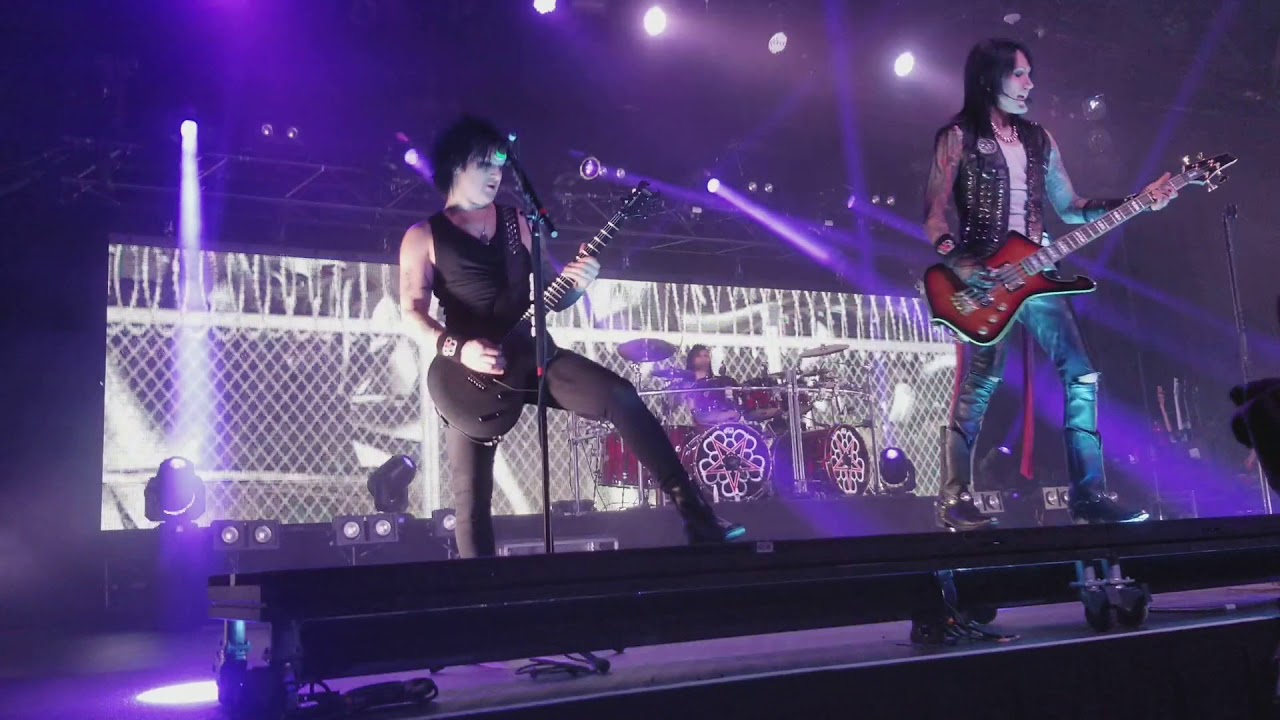 Black veil Brides 2018 Ressurection Tour Denver Co. Footage part 3