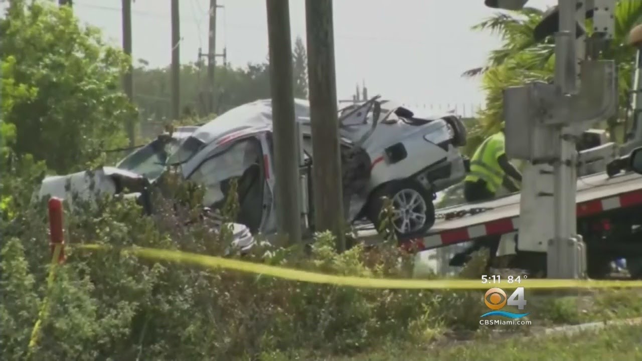 Pompano Beach Students Cope With Loss Of Classmates Killed In Crash ...