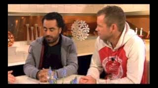 Özz Nujen och Mårten Anderssons succéintervju i Nyhetsmorgon