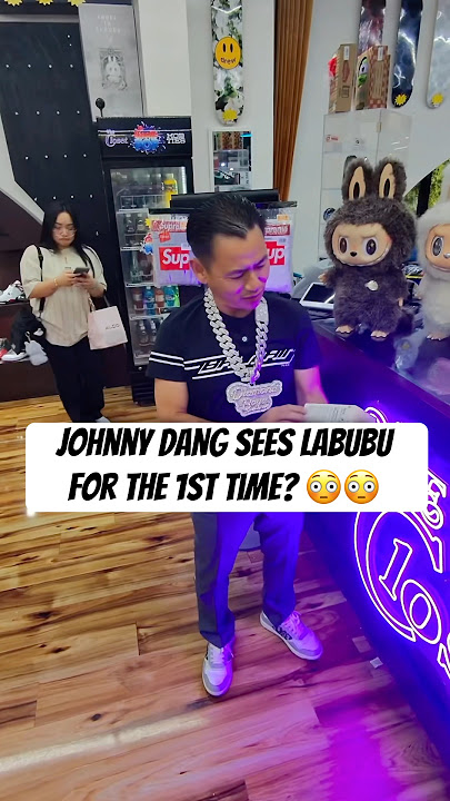 #JohnyDang sees #Labubu for the 1st time? 😳 #hiphopjewelry #popculture #popmart #unboxing #shorts