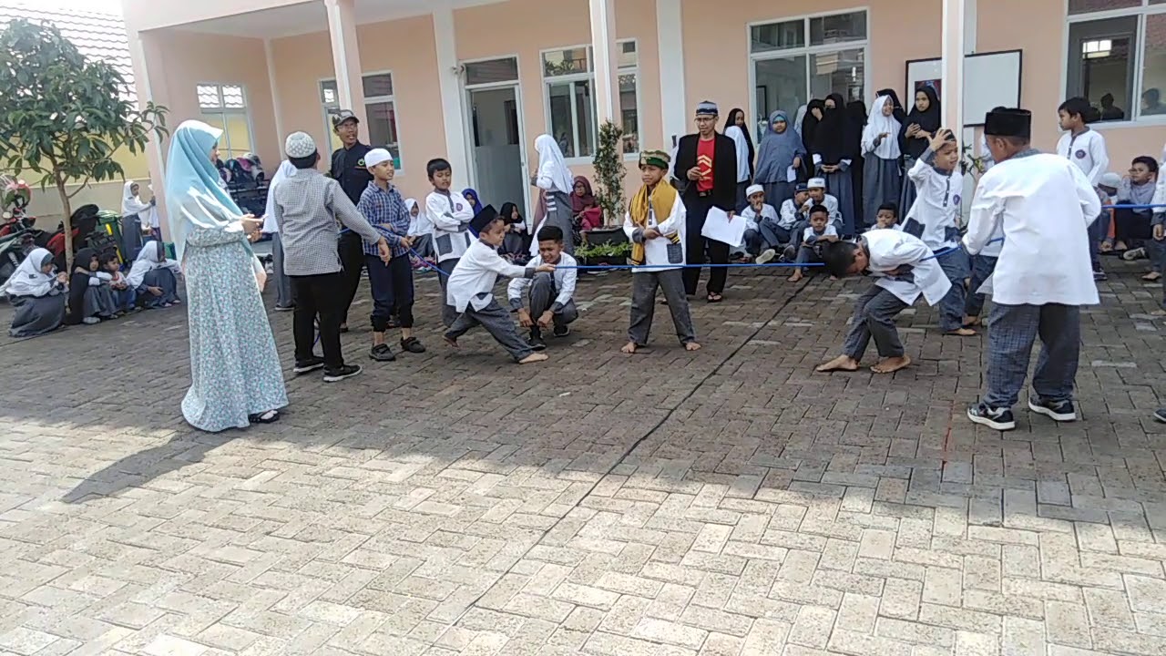 Lomba Tarik Tambang, Class Meeting Sekolah Tahfizh Plus SD