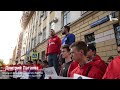 «Руки прочь от детей!» — волонтеры у посольства Польши выразили протест действиям польских властей