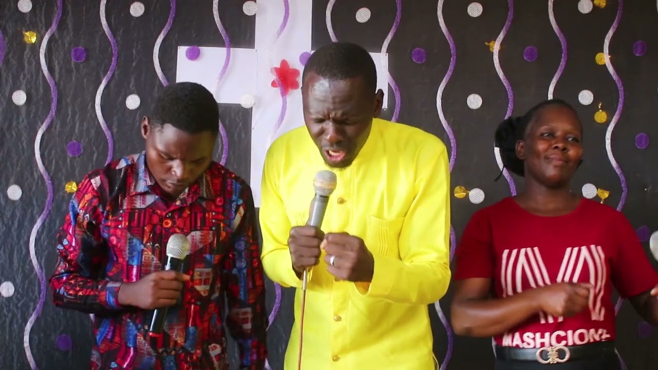 Baba sikia-Nimeanguka-Mtakativu ni wewe by pst Collins Khisa.