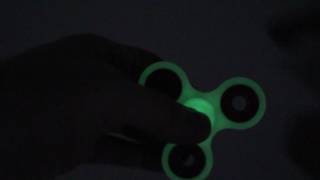rebeccas.com - Glow-In-The-Dark Fidget Spinner - Assorted Colors