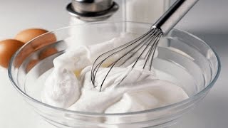 أسرع طريقة لتحضير كريمة بياض البيض والسكر لتزيين الكيك