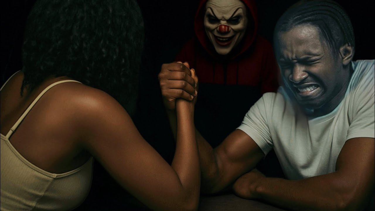 Страшный клоун подшутил над моим братом или сестрой во время армрестлинга!!👻